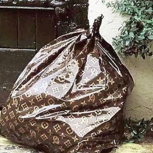 Meet your Posher, Joshua